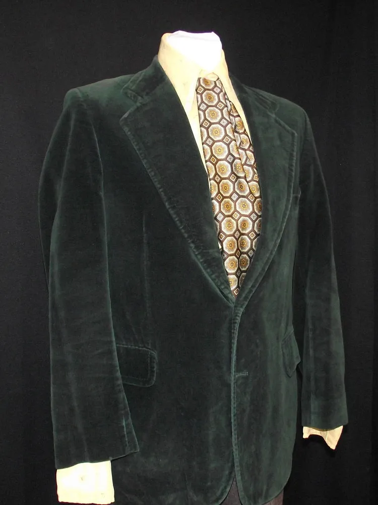 70s Velvet Dandy Man (Green)
